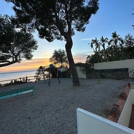 En Almadraba Vista Al Mar Inmo Asesoria El Akel Apartment Roses